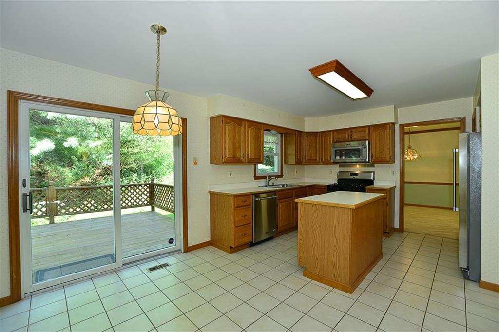 10151 Meinert Road Wexford, PA 15090 - Photo 9 of 23 Gallery Image 9