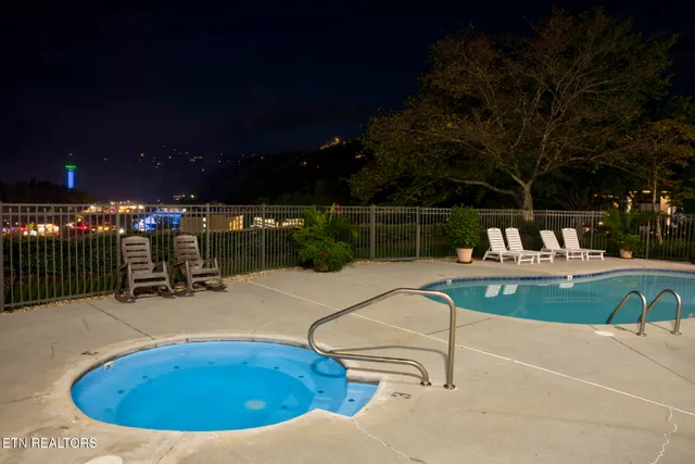 $524,900 | 102 Baskins Creek Bypass, Unit 505, Gatlinburg, TN 37738