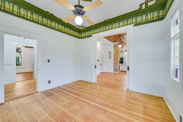 $5,700 | 1006 Shelley Avenue, Austin, TX 78703