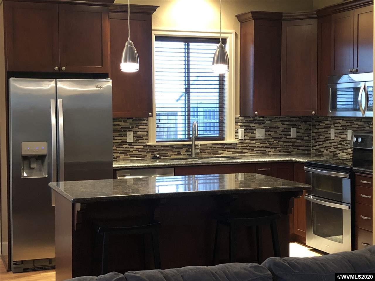 1137 Taurus Loop Northeast Keizer, OR 97303 - Photo 4 of 25