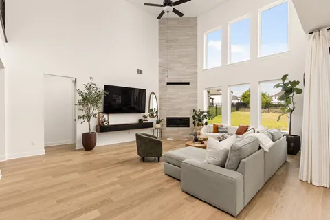 $1,090,000 | 2132 Cavara Cove, Leander, TX 78641