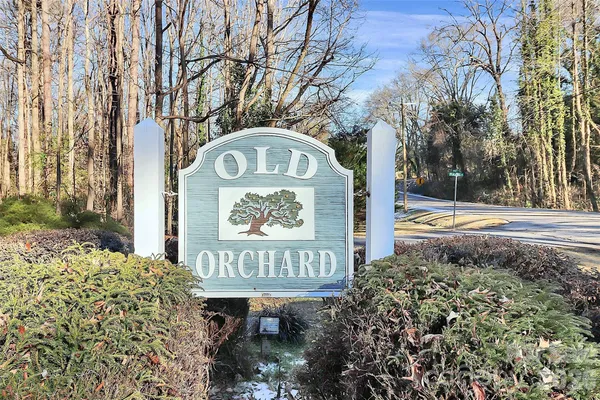 $525,000 | 1148 Blossom Honey Bee Trail, Fort Mill, SC 29715