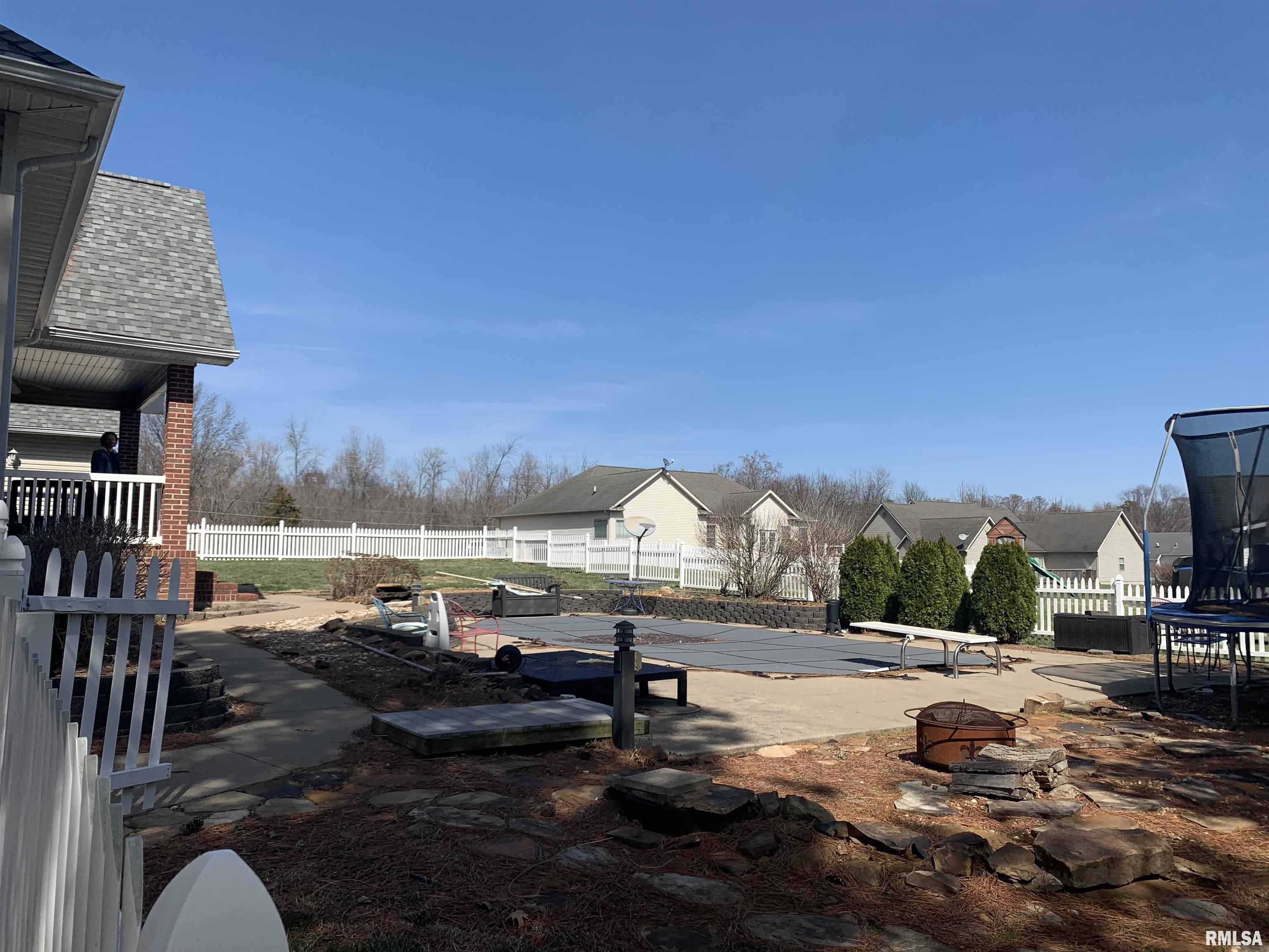1203 South Fosse Road Marion, IL 62959 - Photo 9 of 23 Gallery Image 9