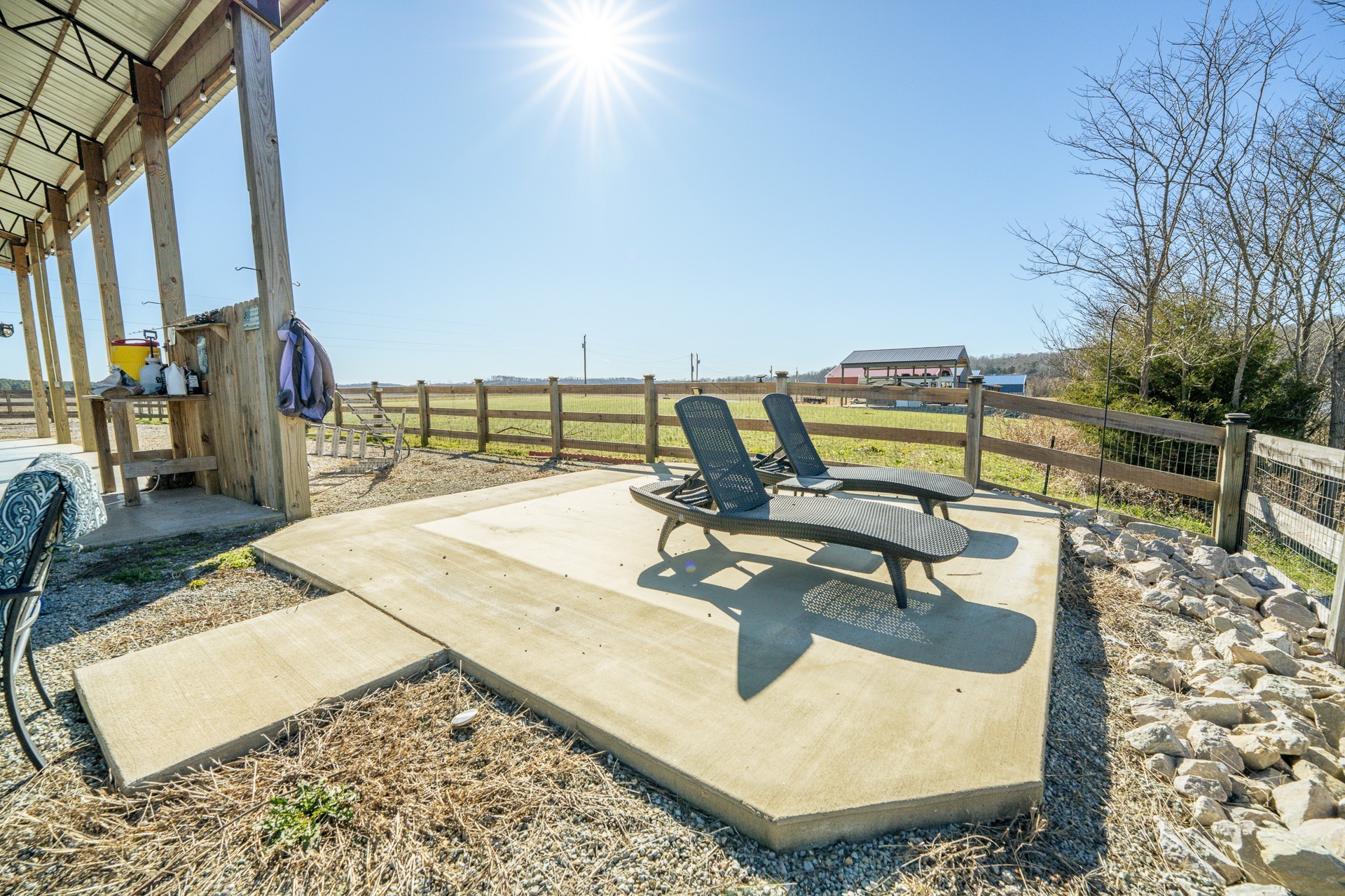 2571 Hardin Bottom River Road Clifton, TN 38425 - Photo 3 of 65