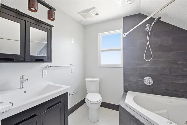 $546,900 | 2513 16th Avenue West, Bradenton, FL 34205