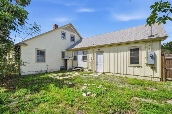 $546,900 | 2513 16th Avenue West, Bradenton, FL 34205