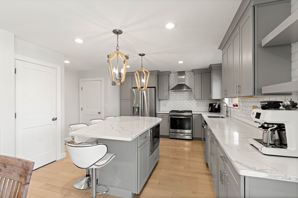 13 Woodlands Road Salem, MA 01970 - Photo 8 of 42