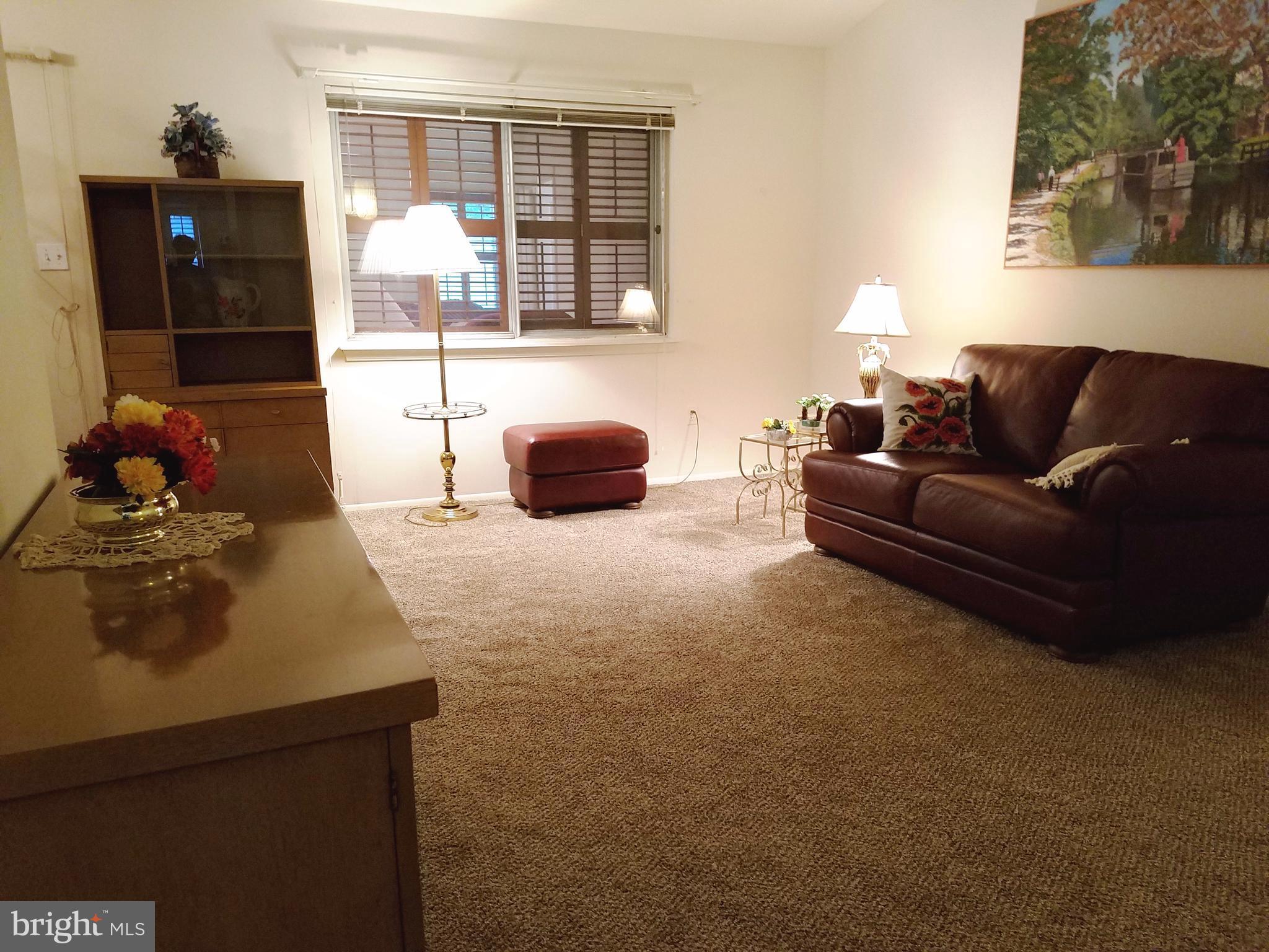 14308 Morton Hall Road Silver Spring, MD 20906 - Photo 12 of 30 Living Room
