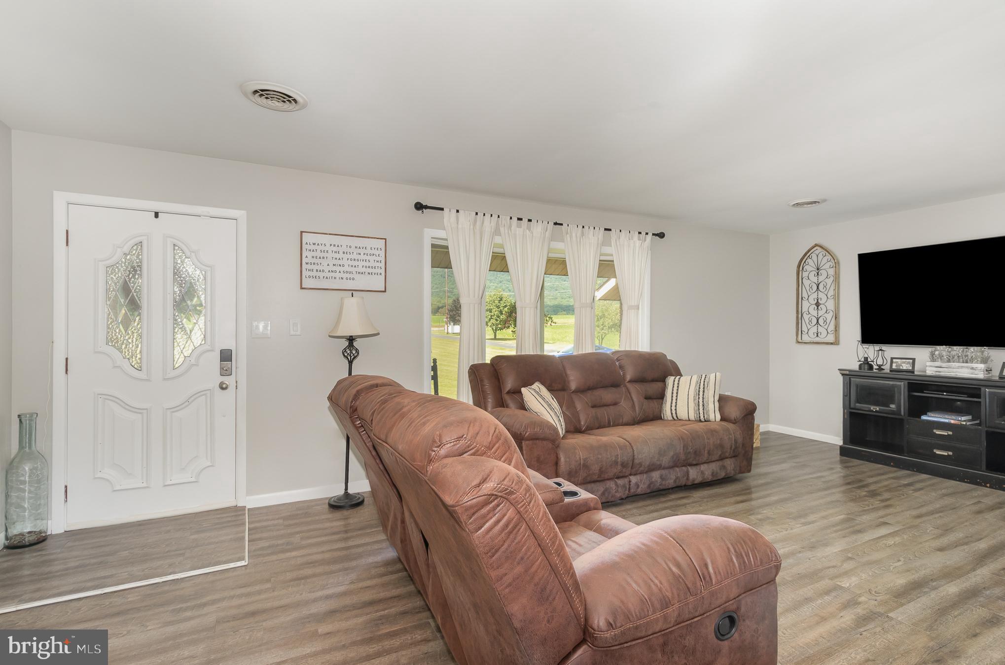 1301 Enola Road Carlisle, PA 17013 - Photo 5 of 41 Gallery Image 5