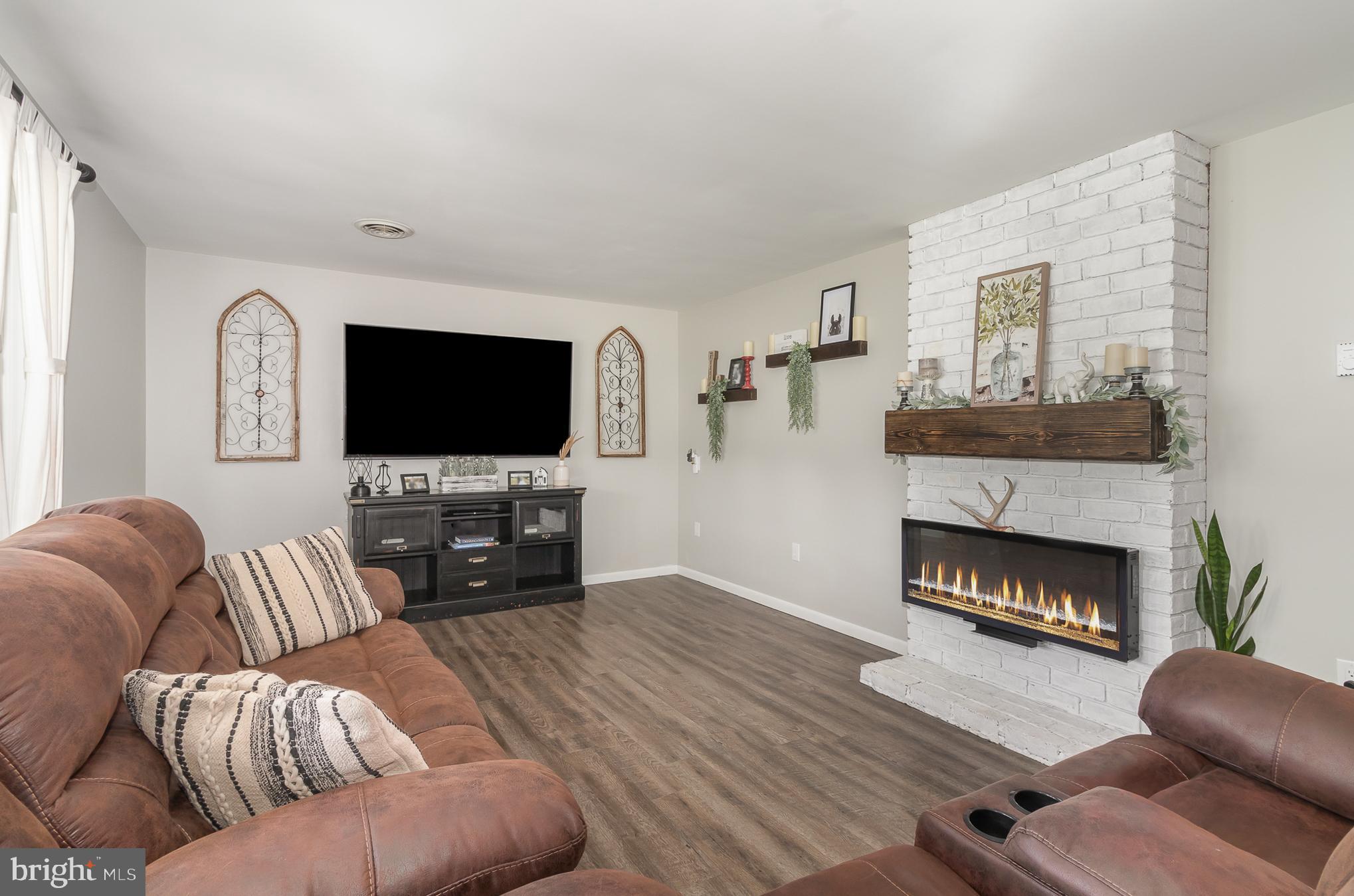 1301 Enola Road Carlisle, PA 17013 - Photo 6 of 41 Gallery Image 6