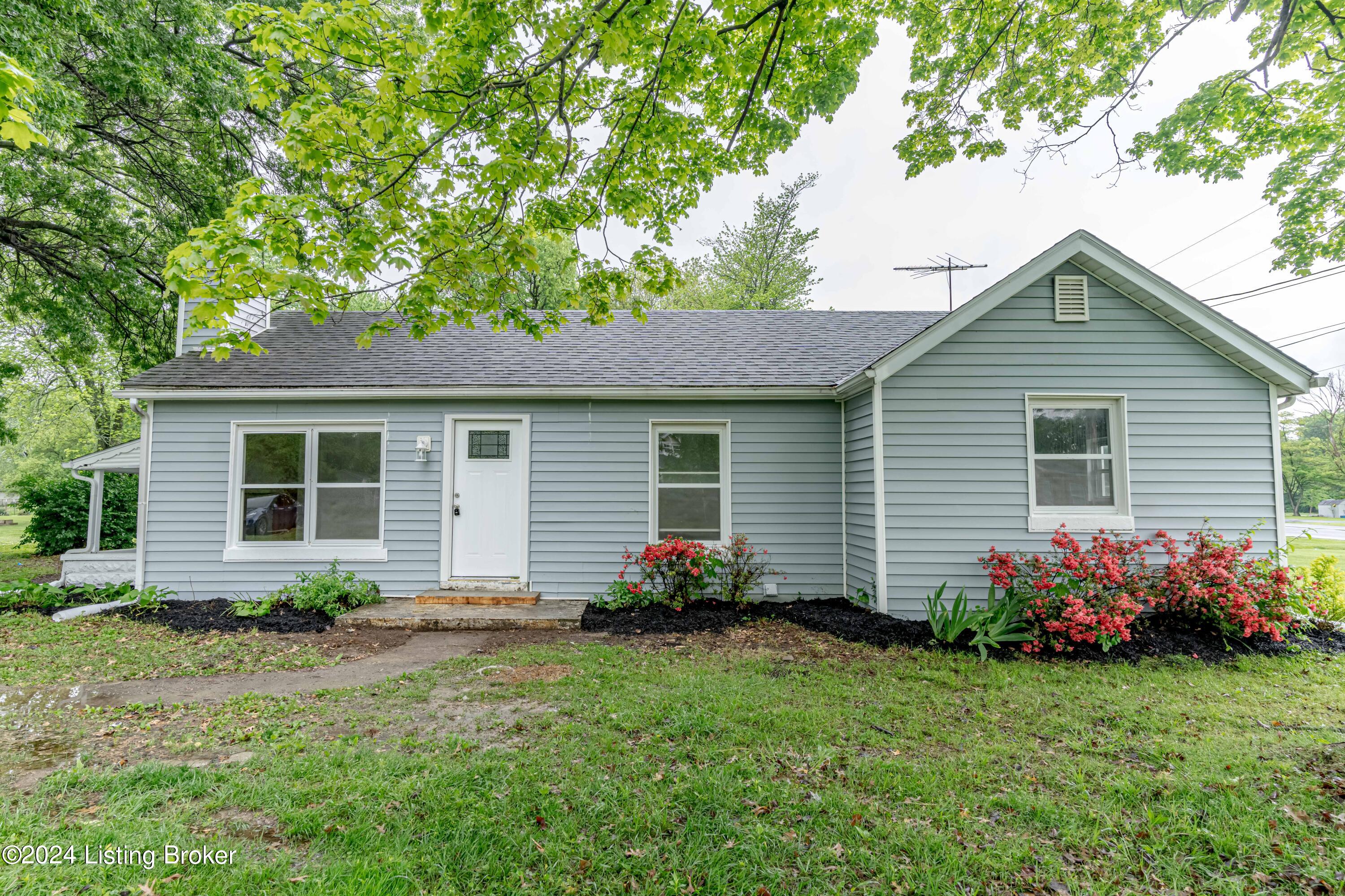 8914 Ferndale Road Louisville, KY 40291 - Photo 40 of 53 DSC06877