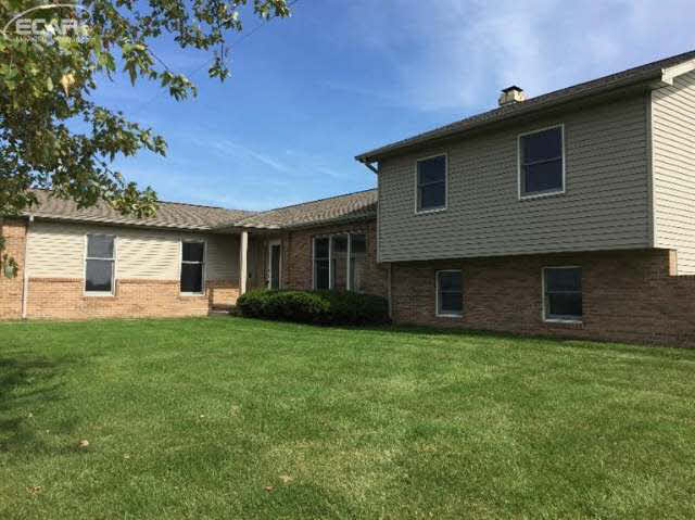 6050 Bailey Road Yale, MI 48097 - Photo 3 of 35 20449153-2.JPG