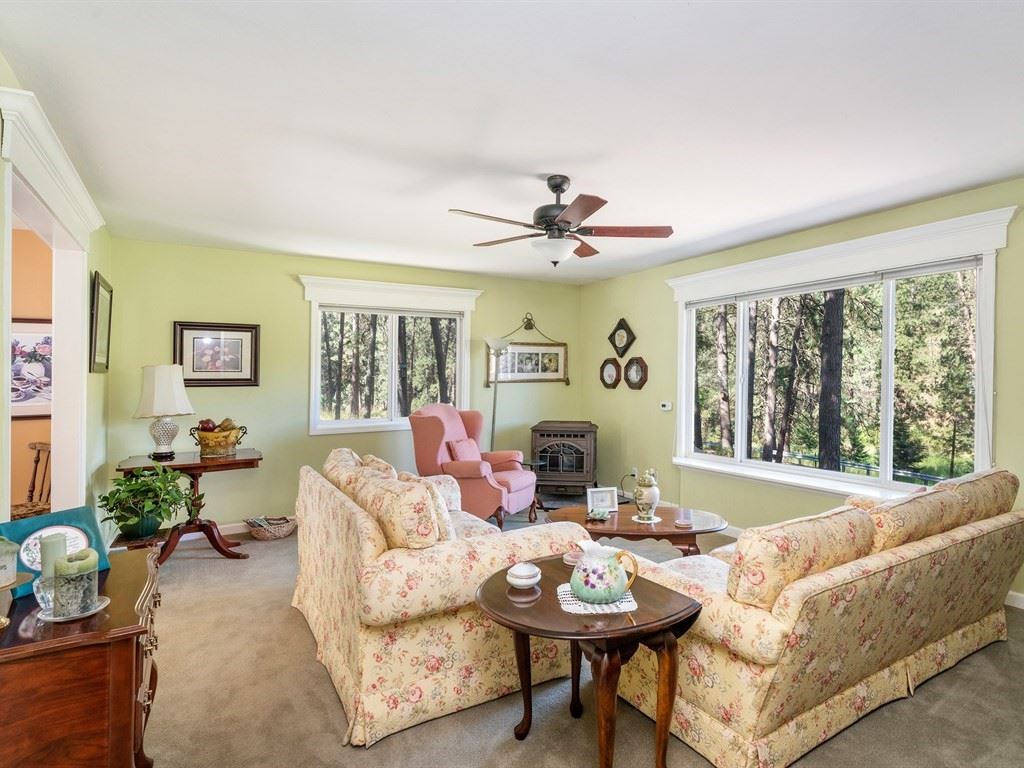 10305 South Hangman Valley Road Spokane, WA 99224 - Photo 3 of 20 Gallery Image 3
