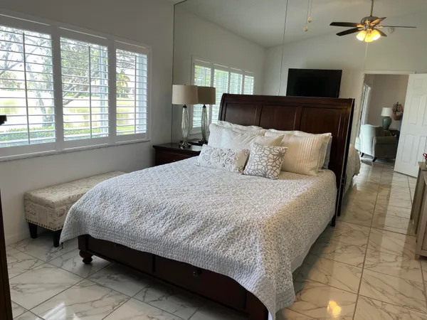 $3,000 | 21105 VÃa Solano, Boca Raton, FL 33433