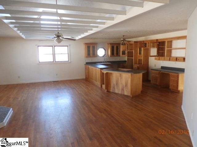648 State Rd S-39-176 Easley, SC 29640 - Photo 4 of 23