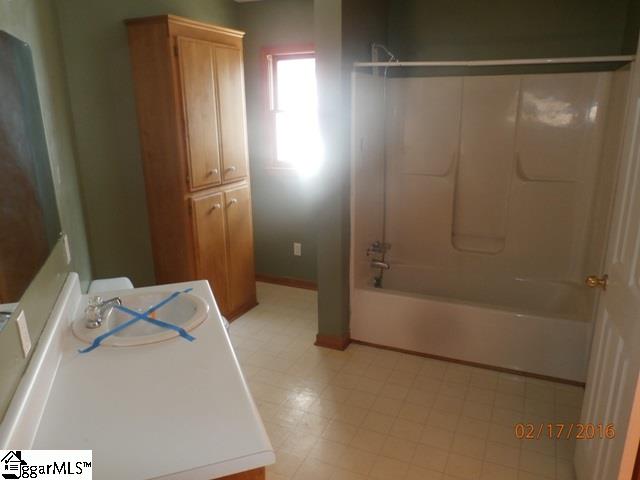 648 State Rd S-39-176 Easley, SC 29640 - Photo 7 of 23