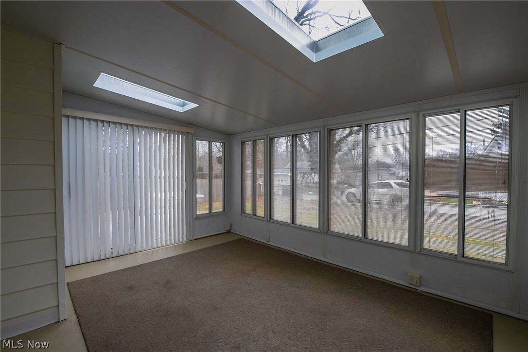 3937 Lancaster Road Cleveland, OH 44121 - Photo 15 of 20