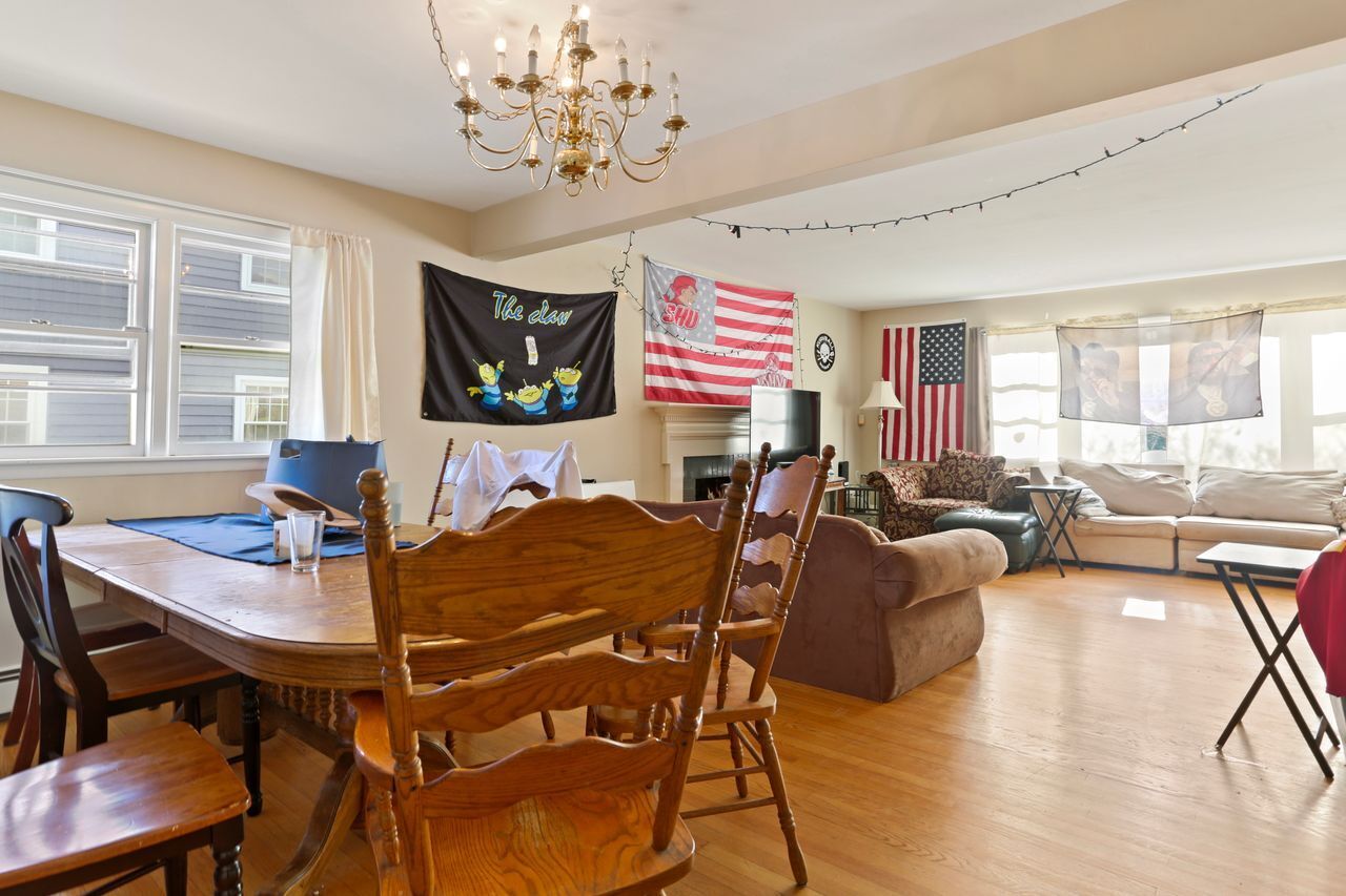 932 Thorme Street Bridgeport, CT 06606 - Photo 12 of 24