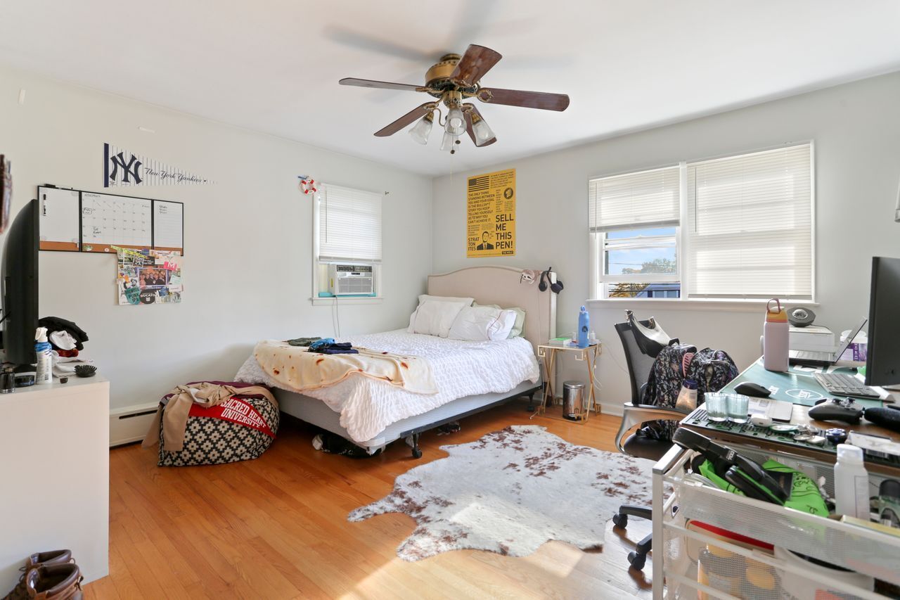 932 Thorme Street Bridgeport, CT 06606 - Photo 18 of 24