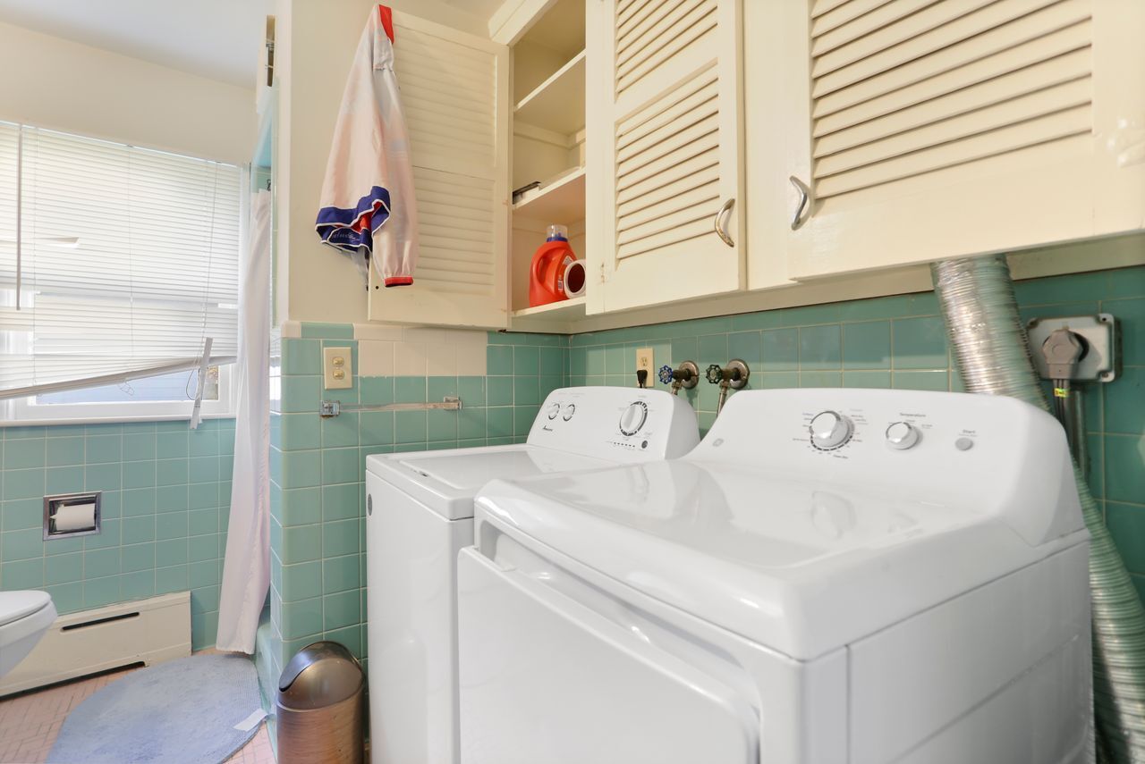 932 Thorme Street Bridgeport, CT 06606 - Photo 23 of 24