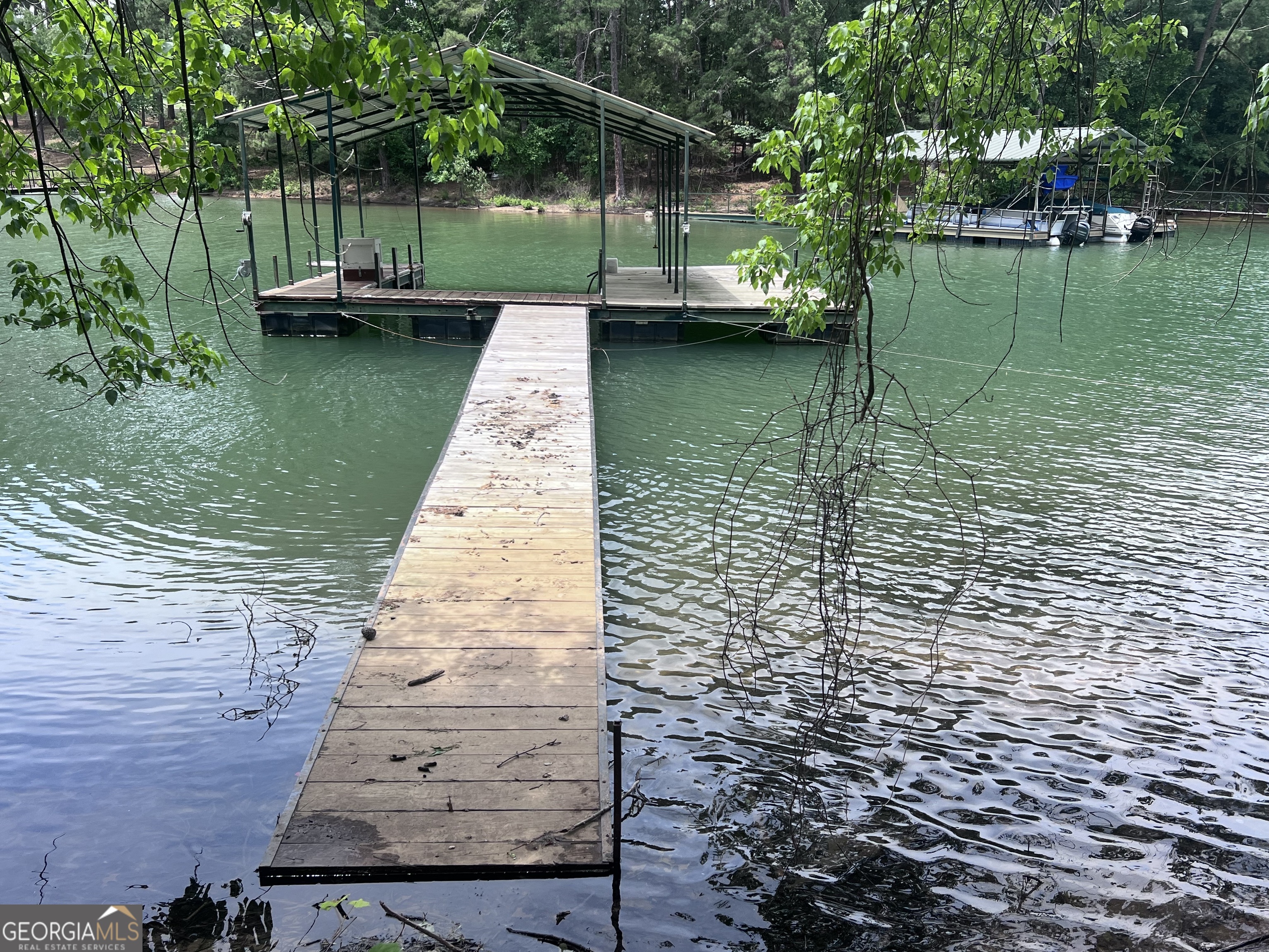 0 Lake Pointe Road, Unit LOT 7 Hartwell, GA 30643 - Photo 1 of 1 Single slip covered dock