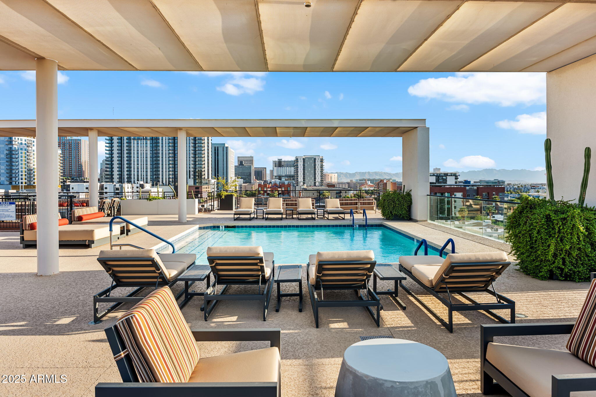 208 West Portland Street, Unit 662 Phoenix, AZ 85003 - Photo 21 of 24 Rooftop Pool
