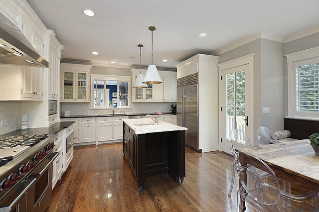 10 Old Green Bay Road Winnetka, IL 60093 - Photo 4 of 22 Gallery Image 4