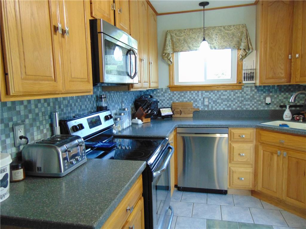 59 Donora Road Monongahela, PA 15063 - Photo 4 of 29 Gallery Image 4