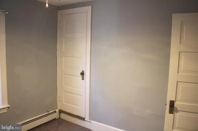 $215,000 | 409 North York Street, Pottstown, PA 19464