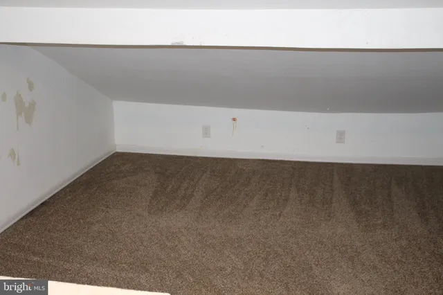 $215,000 | 409 North York Street, Pottstown, PA 19464