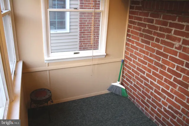 $215,000 | 409 North York Street, Pottstown, PA 19464