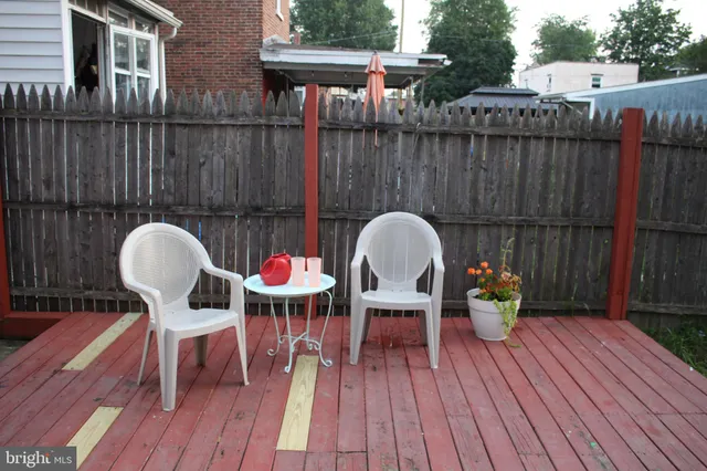 $215,000 | 409 North York Street, Pottstown, PA 19464