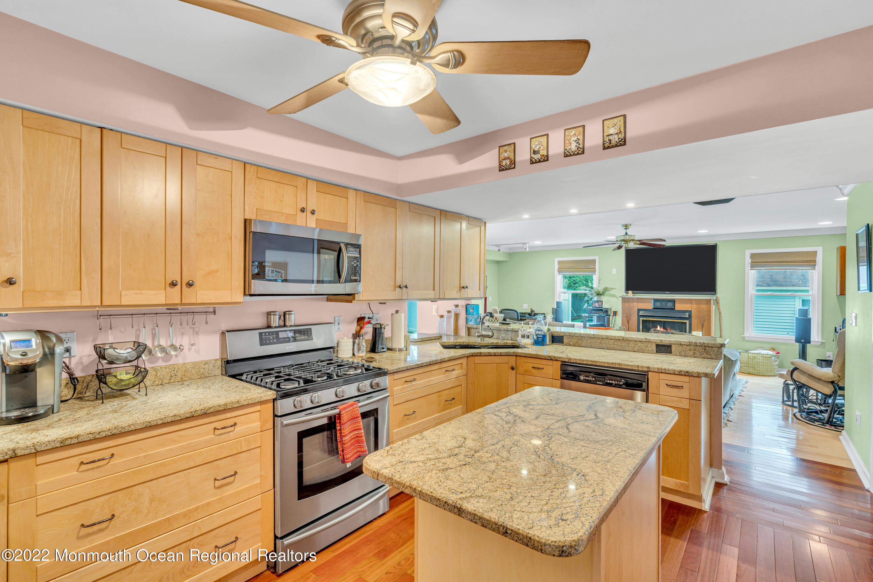 52 Marc Drive Howell, NJ 07731 - Photo 29 of 60 029_dsc03652-1