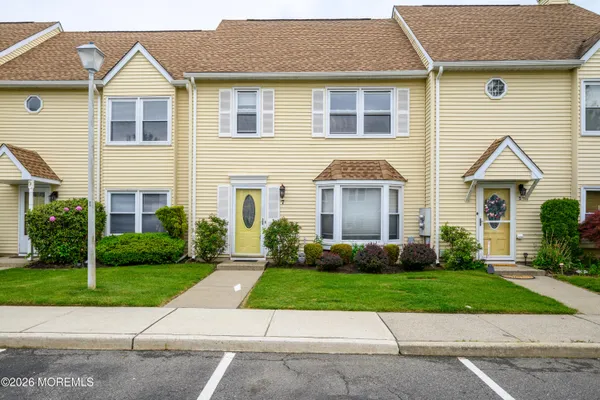 $2,800 | 7 Heritage Terrace, Jackson, NJ 08527