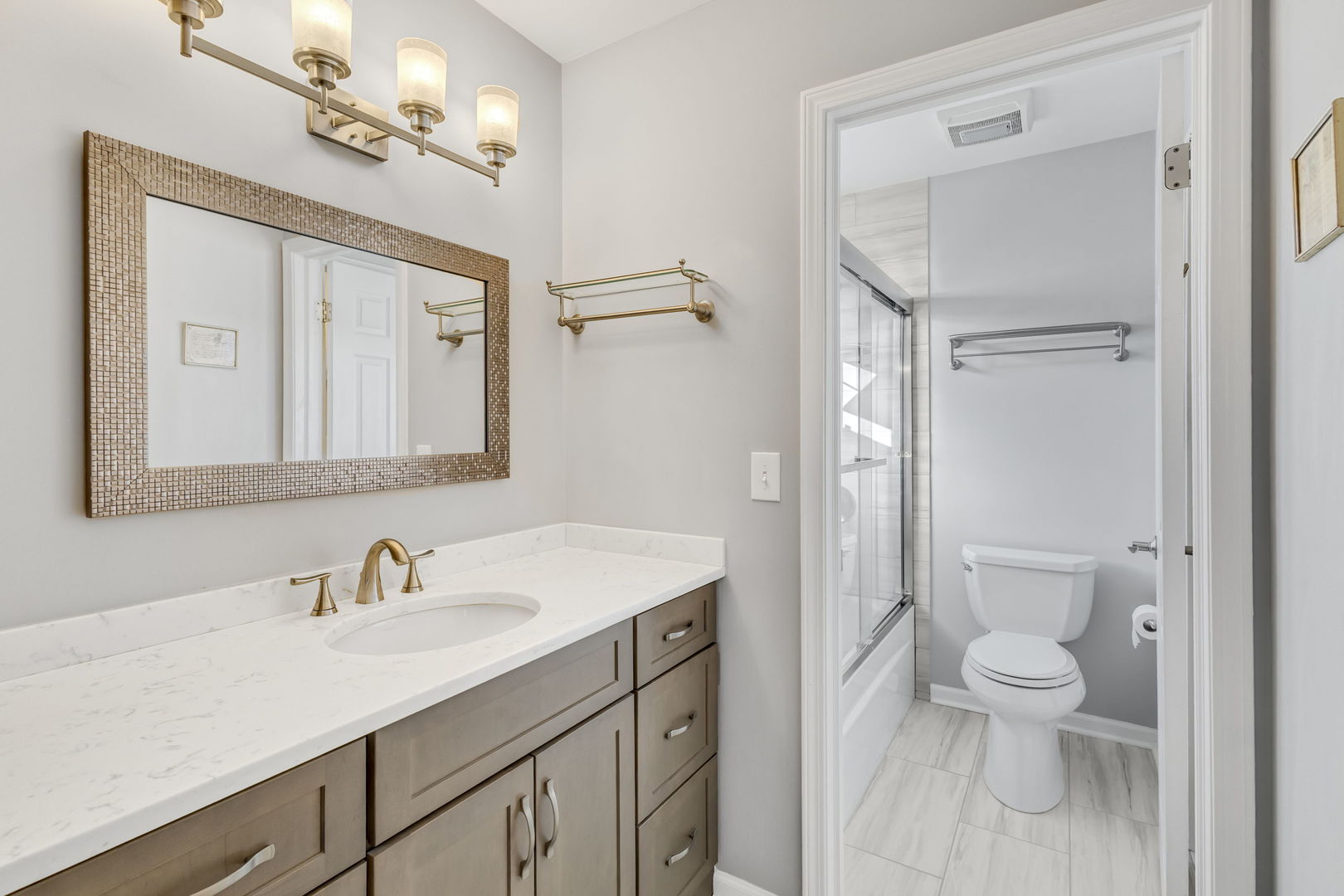 1194 Dayton Road Buffalo Grove, IL 60089 - Photo 15 of 23