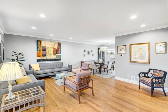 $495,000 | 1194 Dayton Road, Buffalo Grove, IL 60089