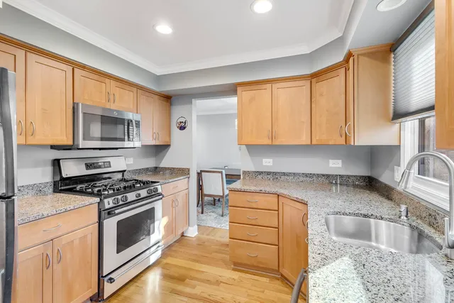 $495,000 | 1194 Dayton Road, Buffalo Grove, IL 60089