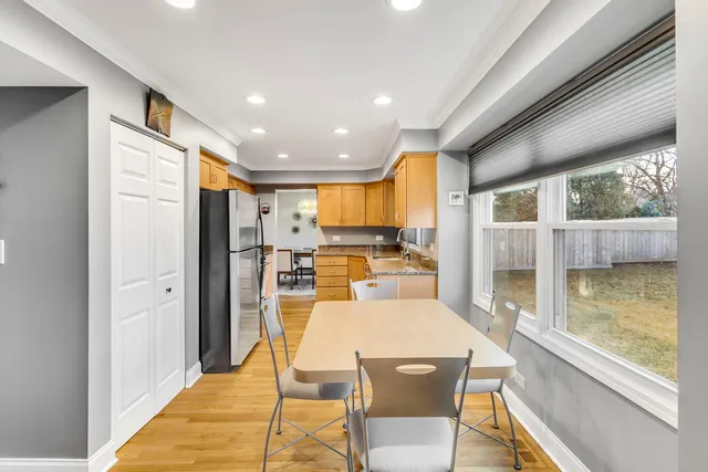 $495,000 | 1194 Dayton Road, Buffalo Grove, IL 60089