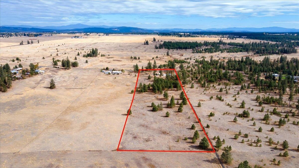 15117 North Ritchey Road Nine Mile Falls, WA 99026 - Photo 4 of 17
