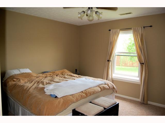 5265 Gateway Avenue Noblesville, IN 46062 - Photo 7 of 9 Gallery Image 7