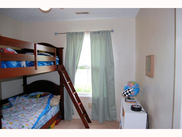 5265 Gateway Avenue Noblesville, IN 46062 - Photo 8 of 9 Gallery Image 8