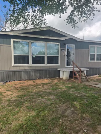 $2,000 | 10211 FM 1458 Road, Sealy, TX 77474