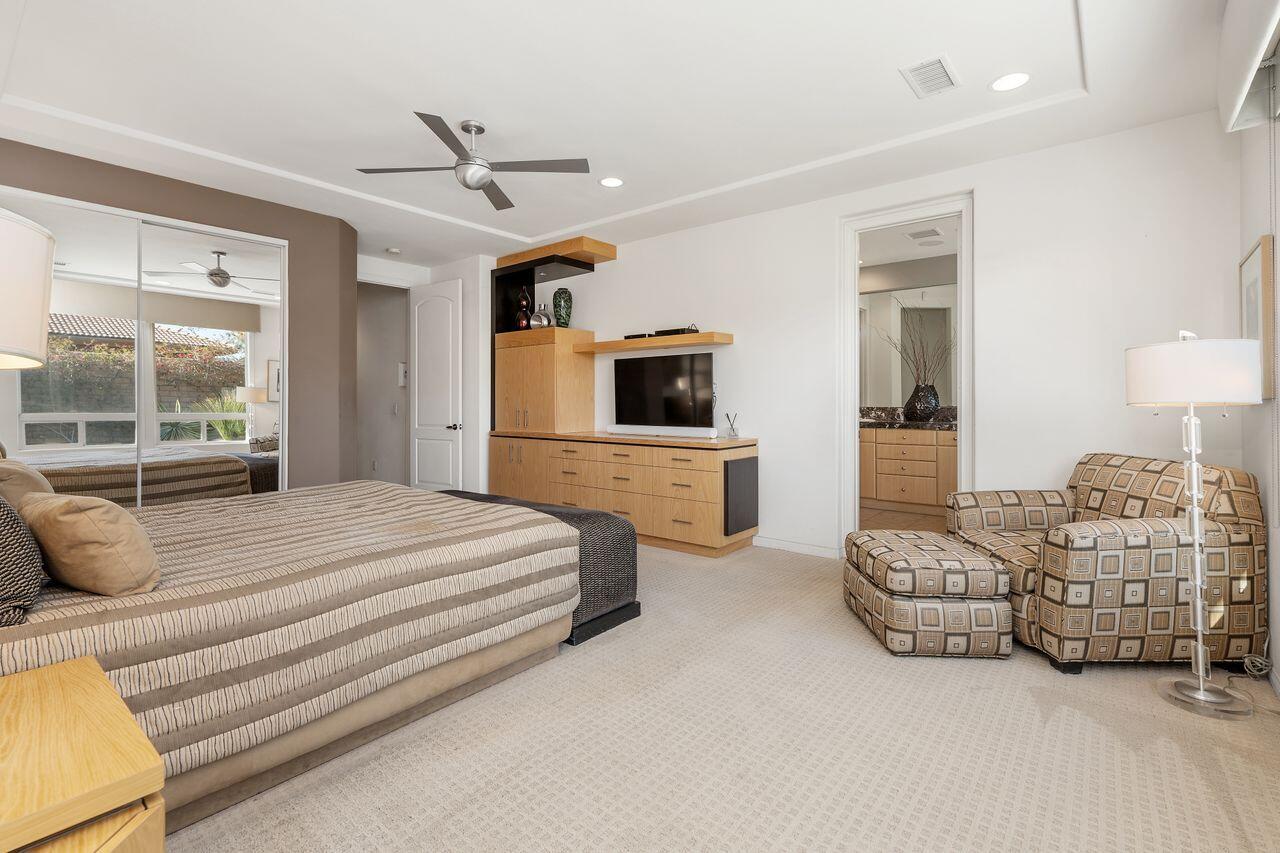 136 Via Solaro Rancho Mirage, CA 92270 - Photo 26 of 41 27_11705957_177820_177820-EI-127