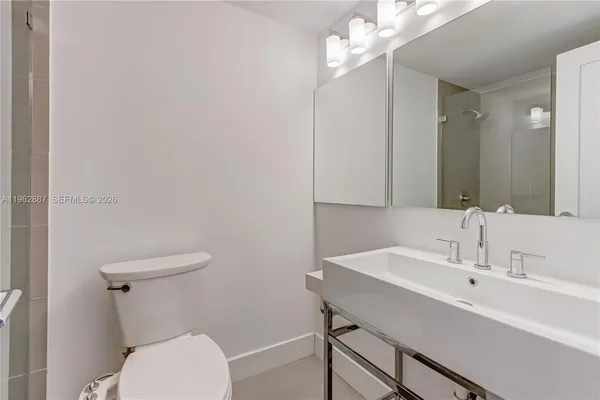 $2,700 | 1000 West Avenue, Unit 506, Miami Beach, FL 33139