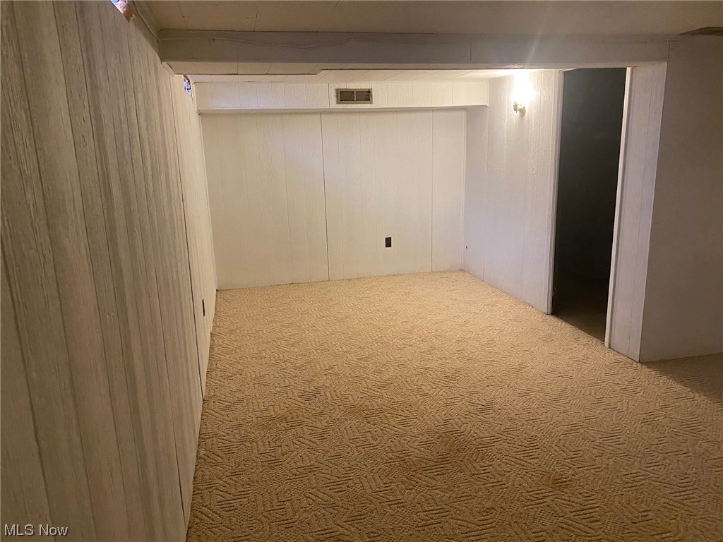 6561 Engle Road, Unit 40A Brook Park, OH 44142 - Photo 21 of 24 Basement rec room