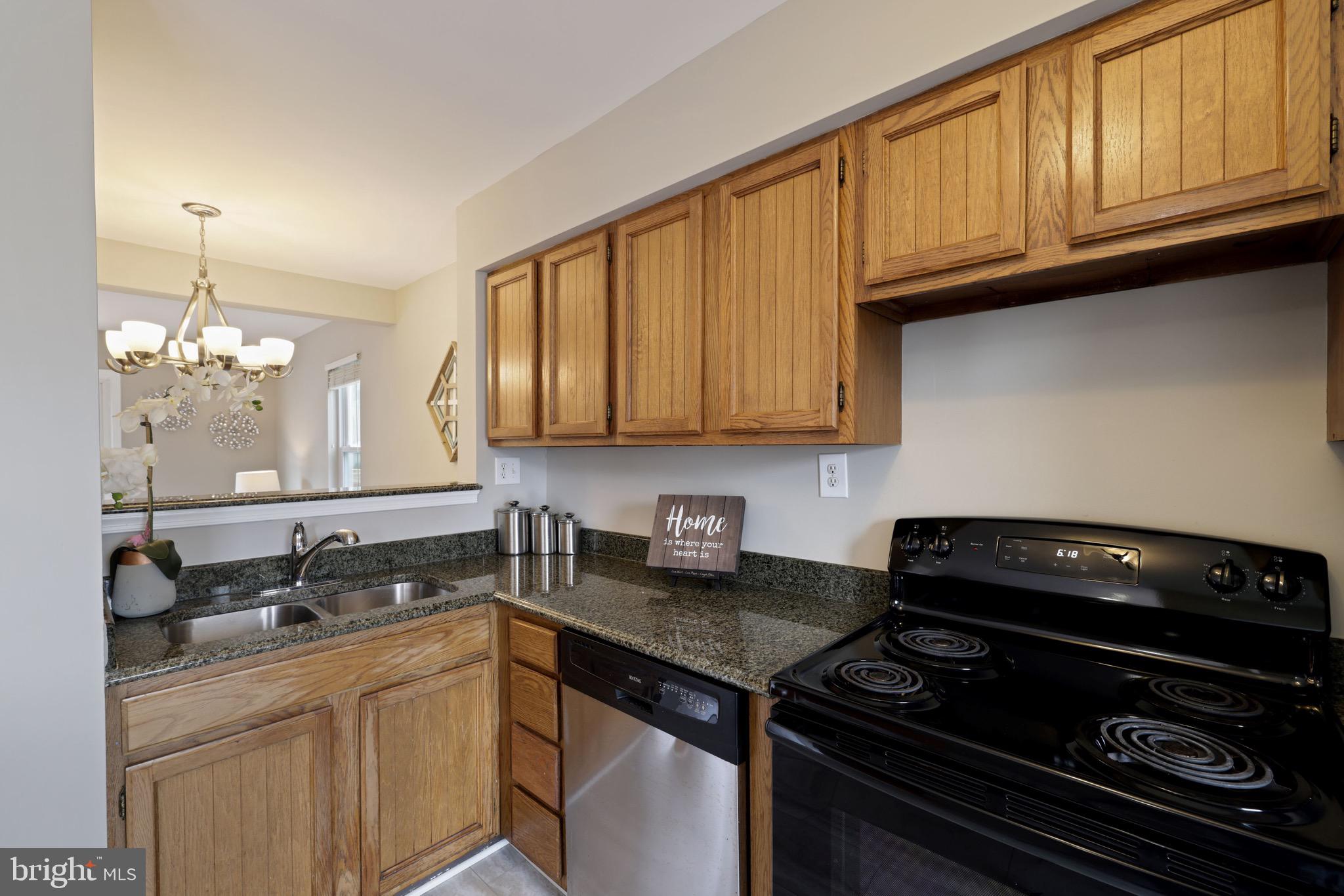 3045 Shepperton Terrace Silver Spring, MD 20904 - Photo 4 of 37