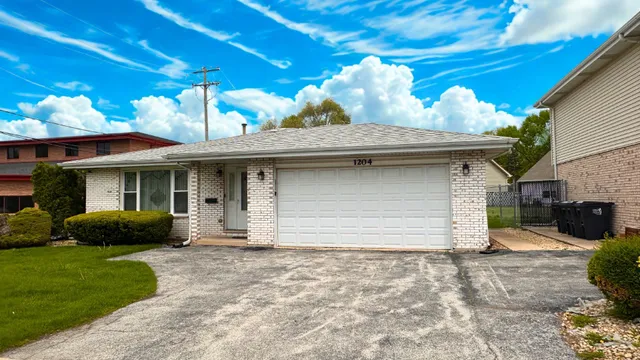 $194,000 | 1204 East 154th Street, South Holland, IL 60473