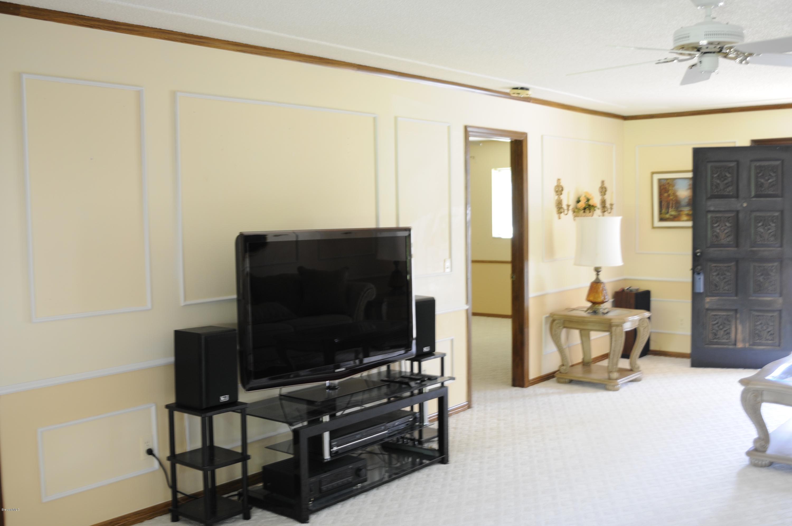 170 Sand Pine Road Indialantic, FL 32903 - Photo 5 of 16 _D3N7071