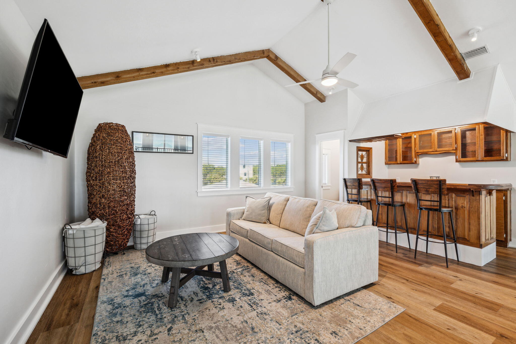 103 Fort Panic Road Santa Rosa Beach, FL 32459 - Photo 20 of 60 a living room with furniture and a flat screen tv