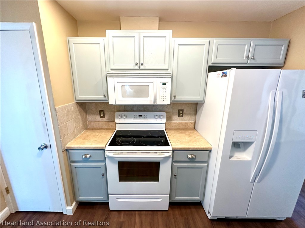 7028 Rolling Road Sebring, FL 33876 - Photo 12 of 36 Gallery Image 12